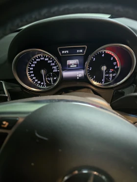 Обява за продажба на Mercedes-Benz ML 350 Дистроник , Дисплей , Аирматик , 360  Камера ~51 499 лв. - изображение 4