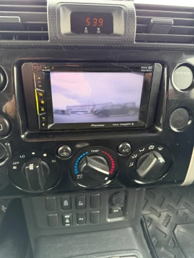 Toyota Fj cruiser 4.0 V6 4X4 / Теглич / Блокаж / Bluetooth / Camera  - 14200 € / 27772.79 лв. - 26795101 14