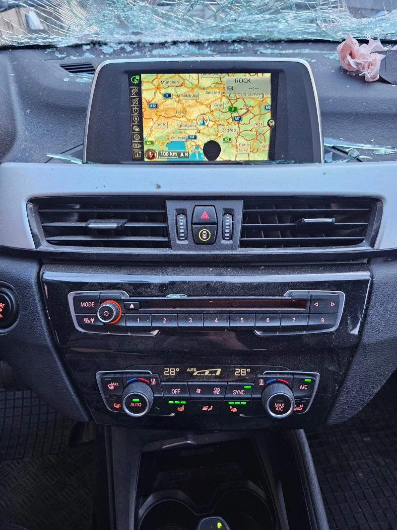 BMW X1 Xdrive Navi, снимка 13 - Автомобили и джипове - 47310037