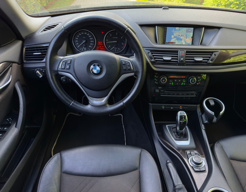 BMW X1 Пълна история / X-Iine / Facelift / 2.0d / Каско, снимка 8 - Автомобили и джипове - 46486757