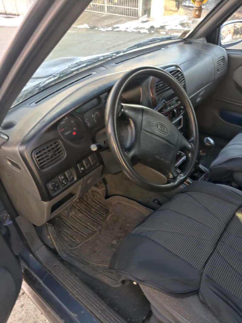 Kia Sportage 2.0 tdi, снимка 3 - Автомобили и джипове - 48554704