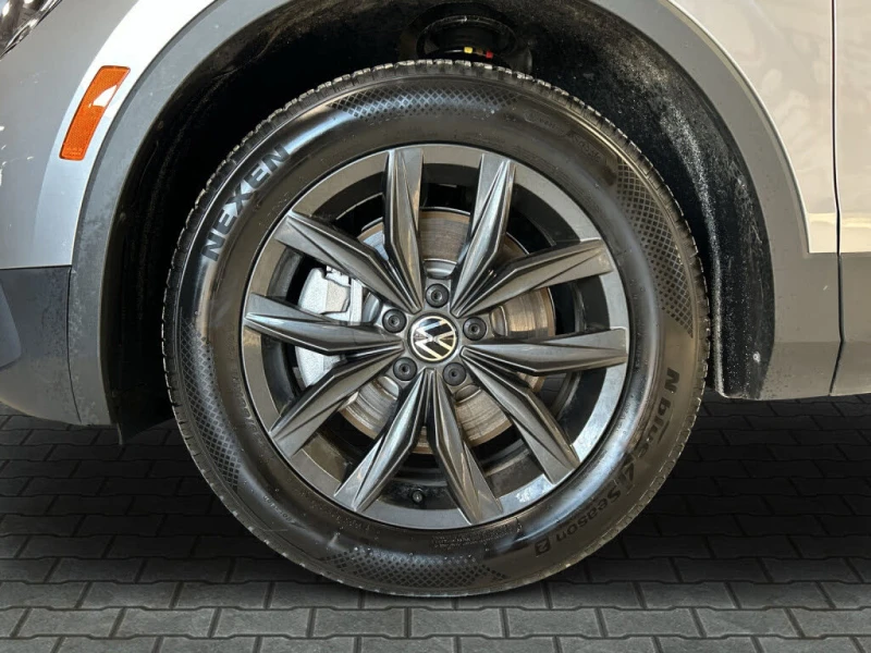 VW Tiguan SE* 4Motion* АвтоКредит* (ЦЕНА ДО БГ), снимка 10 - Автомобили и джипове - 53403210