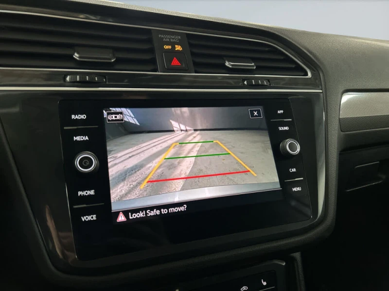 VW Tiguan SE* 4Motion* АвтоКредит* (ЦЕНА ДО БГ), снимка 12 - Автомобили и джипове - 53403210