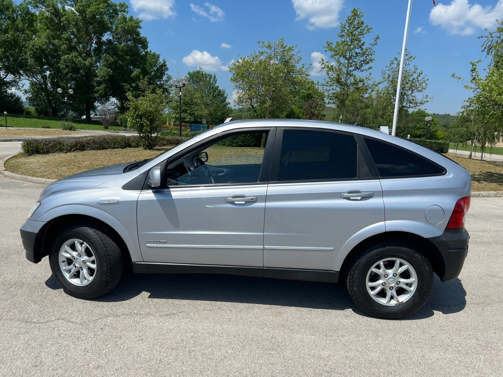 SsangYong Actyon 2.0HDI-НЕРАЗЛИЧИМ ОТ НОВ!!! - изображение 8