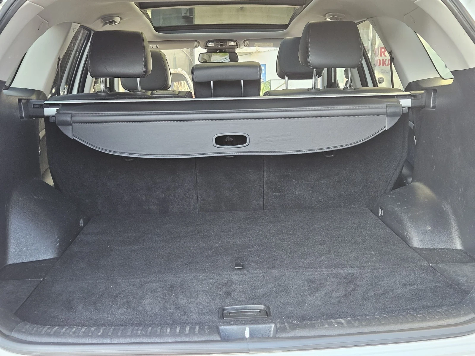 Kia Sorento 2.2 CRDI 200HP, снимка 7 - Автомобили и джипове - 53807049