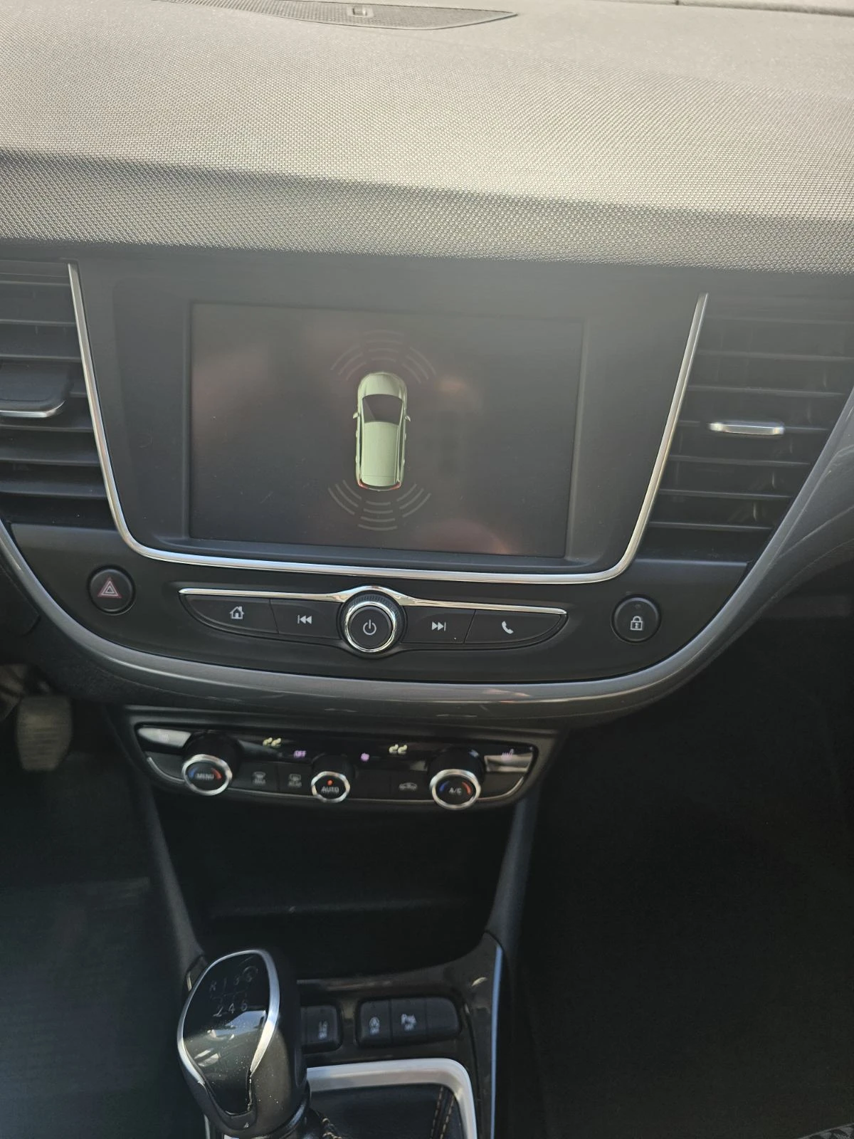 Opel Crossland X 1.2 , снимка 10 - Автомобили и джипове - 54123167