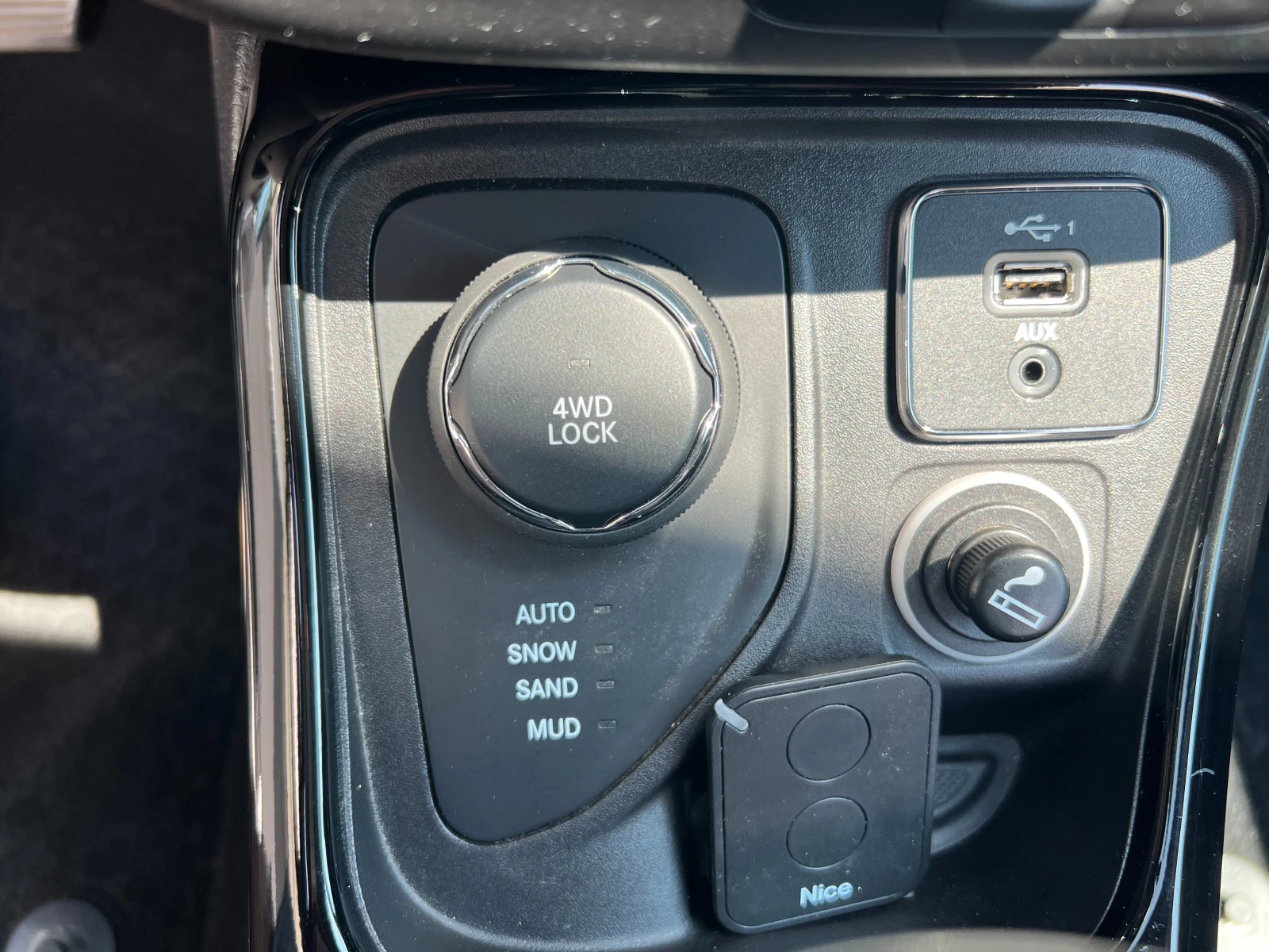 Jeep Compass, снимка 8 - Автомобили и джипове - 54427396