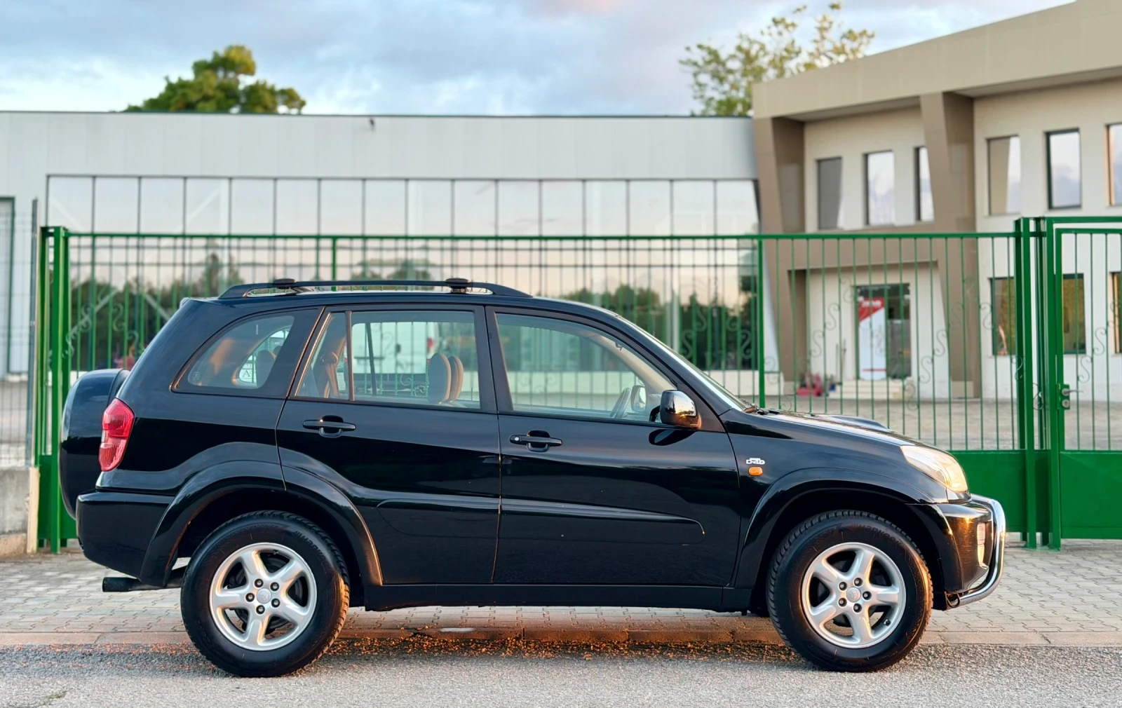 Toyota Rav4 2.0D4D~116hp~КЛИМАТИК, снимка 4 - Автомобили и джипове - 54598500