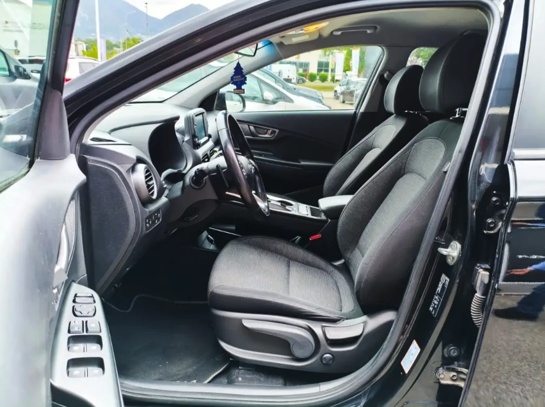 Hyundai Kona XPrime, снимка 10 - Автомобили и джипове - 54817349