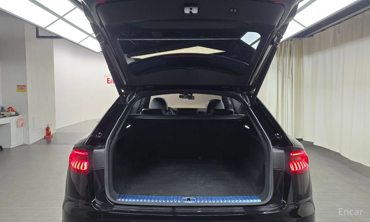 Audi Q8 ДИСТРОНИК * ОБДУХВАНЕ * HEAD-UP * PANO, снимка 10 - Автомобили и джипове - 55155641