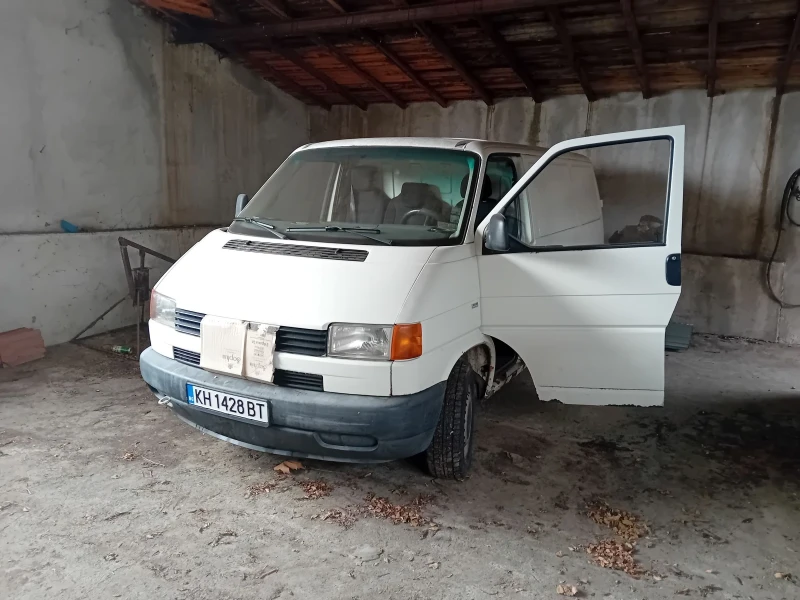 VW T4, снимка 1 - Бусове и автобуси - 49147695