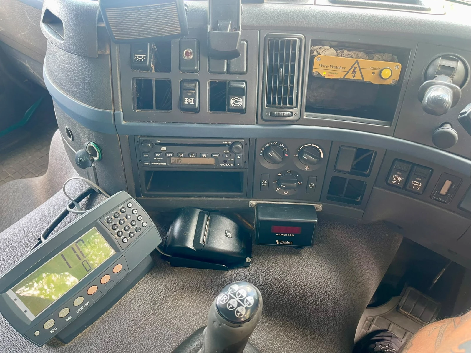 Volvo Fm СУПЕР ОФЕРТА, снимка 11 - Камиони - 56183741