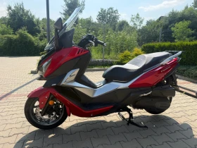 Sym Cruisym 300i euro 4 като нов, снимка 9