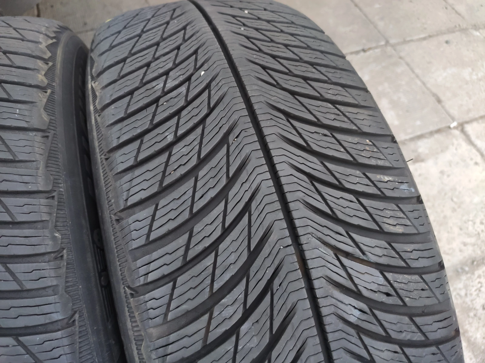  235/60R18 | Mobile.bg   2