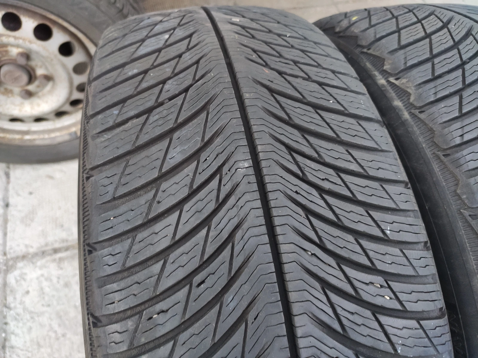  235/60R18 | Mobile.bg   1