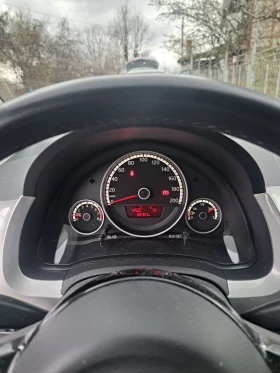 VW Up, снимка 8