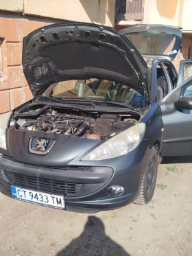 Peugeot 206 Хечбек , снимка 1
