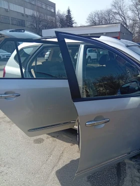 Kia Carens 2.0 | Auto.bg — изображение 5