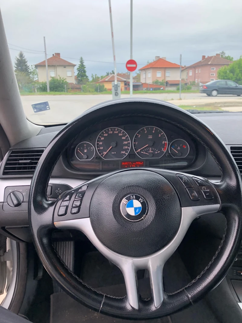 BMW 320, снимка 6 - Автомобили и джипове - 47768036