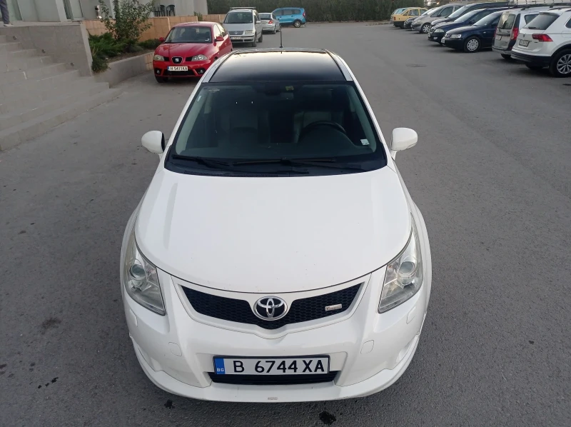 Toyota Avensis 2.0i УНИКАТ, снимка 7 - Автомобили и джипове - 47896561