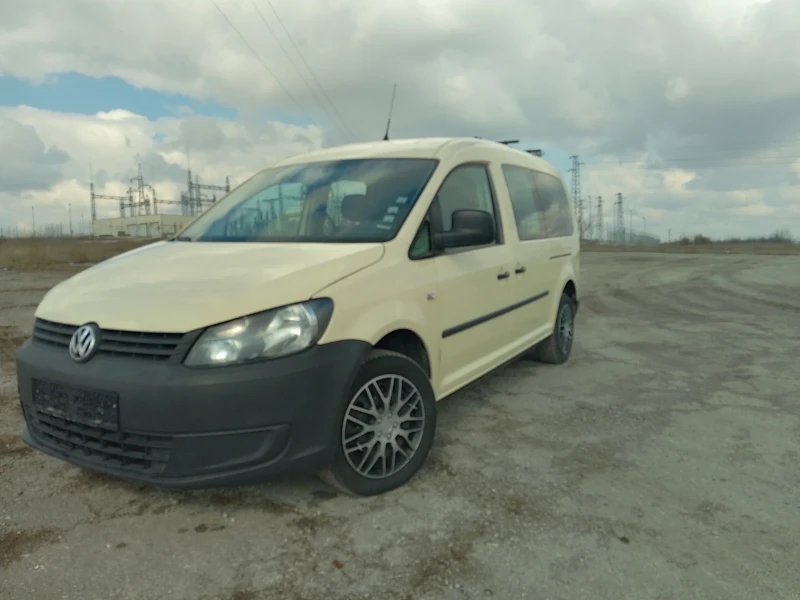 VW Caddy Макси, снимка 3 - Автомобили и джипове - 49362111