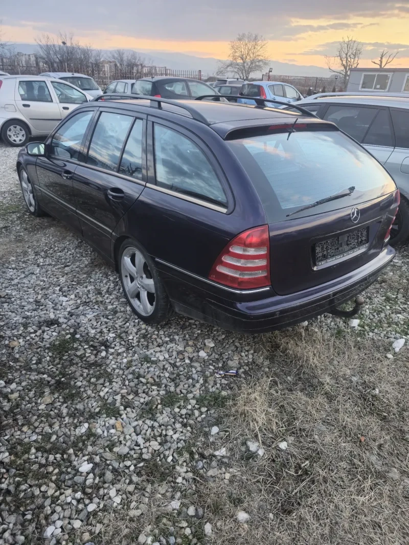 Mercedes-Benz C 200 2.0 Kompressor, снимка 5 - Автомобили и джипове - 49482318