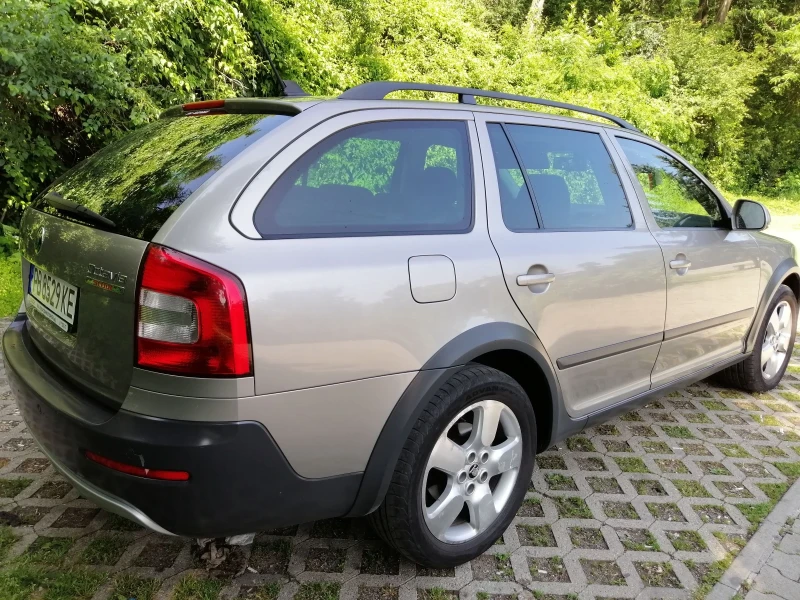 Skoda Octavia Шкода Октавия Skout 4x4, снимка 5 - Автомобили и джипове - 52625165