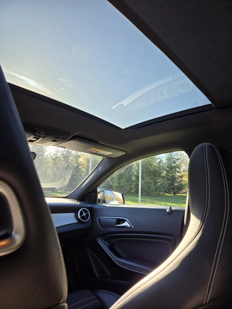 Mercedes-Benz CLA 180 PANORAMA, снимка 12 - Автомобили и джипове - 52514741