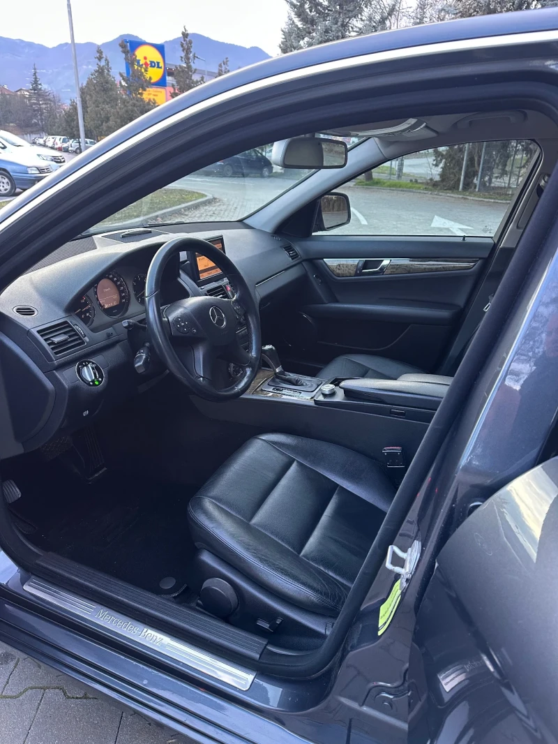 Mercedes-Benz C 320 4 matic Avantgarde, снимка 9 - Автомобили и джипове - 53063728