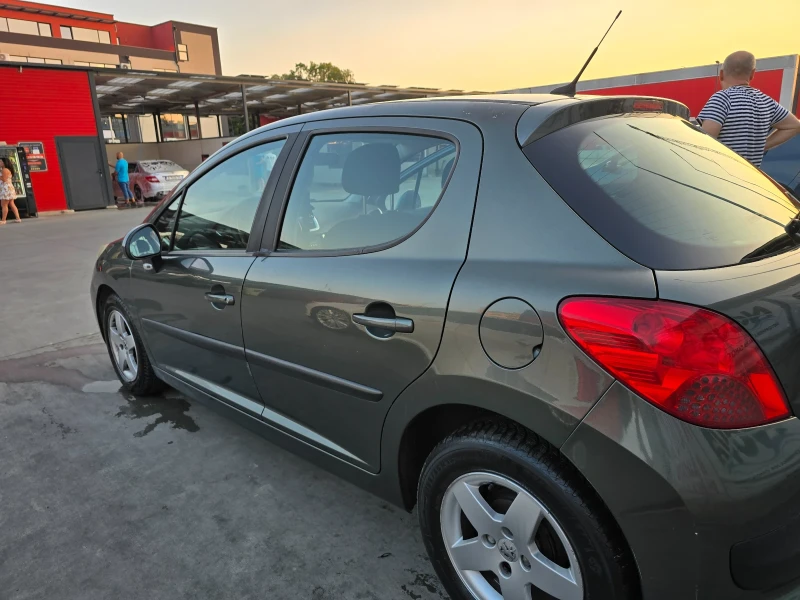 Peugeot 207, снимка 9 - Автомобили и джипове - 53065943