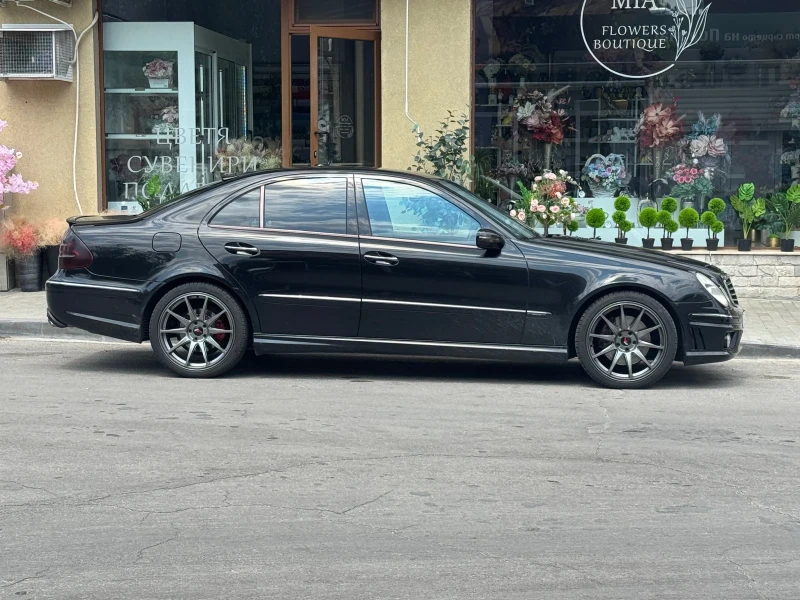 Mercedes-Benz E 280, снимка 5 - Автомобили и джипове - 53263795
