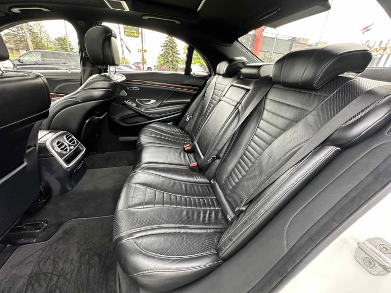 Mercedes-Benz S 550 4MATIC* AMG Package* КОжа* Подгрев* Масажи* Кейлес, снимка 14 - Автомобили и джипове - 53420984