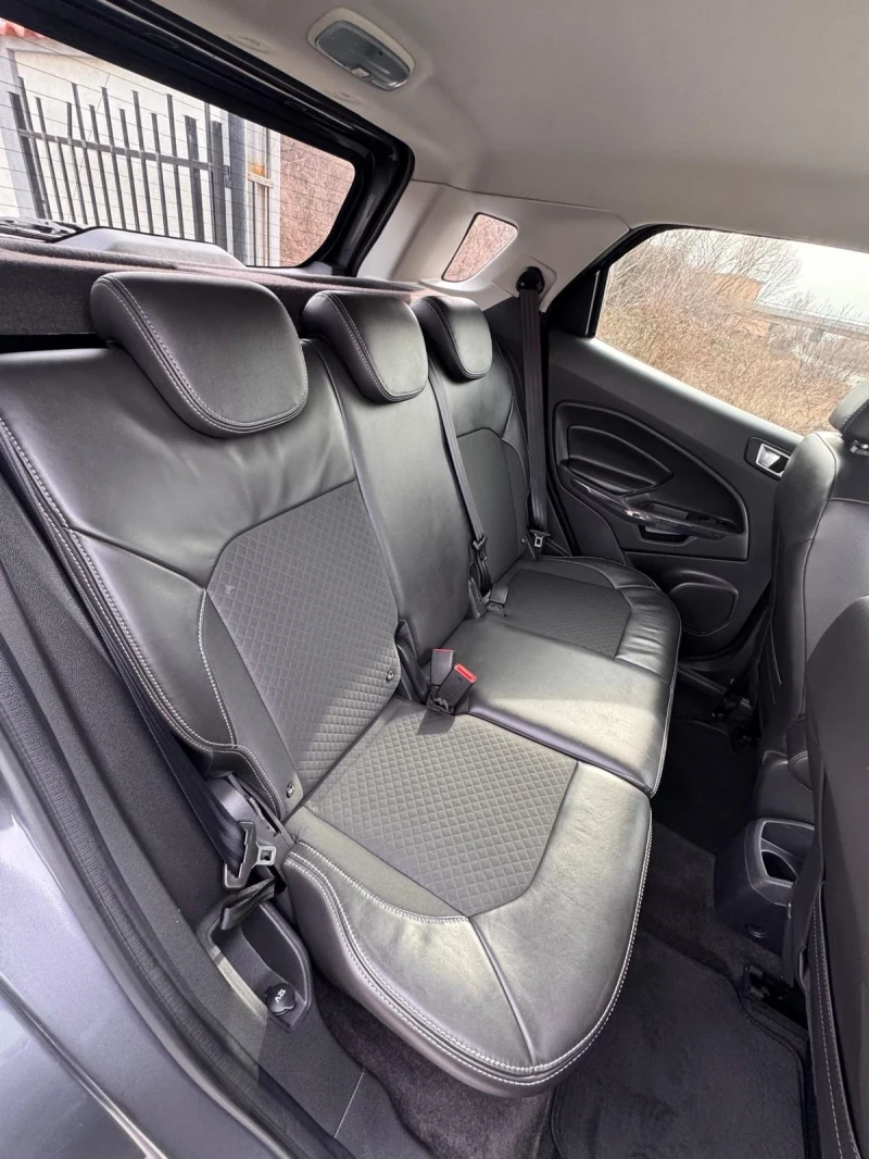 Ford Focus 1.5 TDCI Italy, снимка 10 - Автомобили и джипове - 53458742