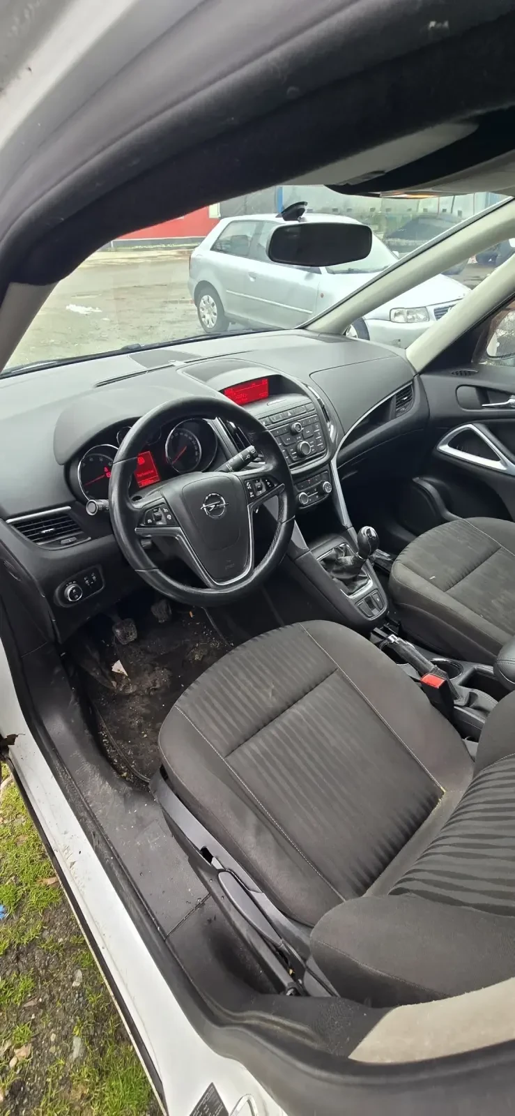 Opel Zafira, снимка 11 - Автомобили и джипове - 53429749