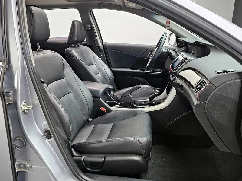 Honda Accord 2.4 9GEN, снимка 6 - Автомобили и джипове - 55445129