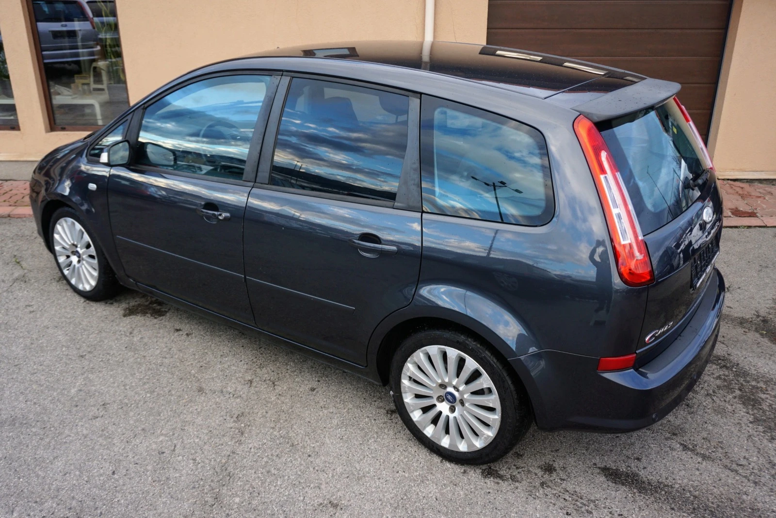 Ford C-max 2.0i GPL Titanium - изображение 3