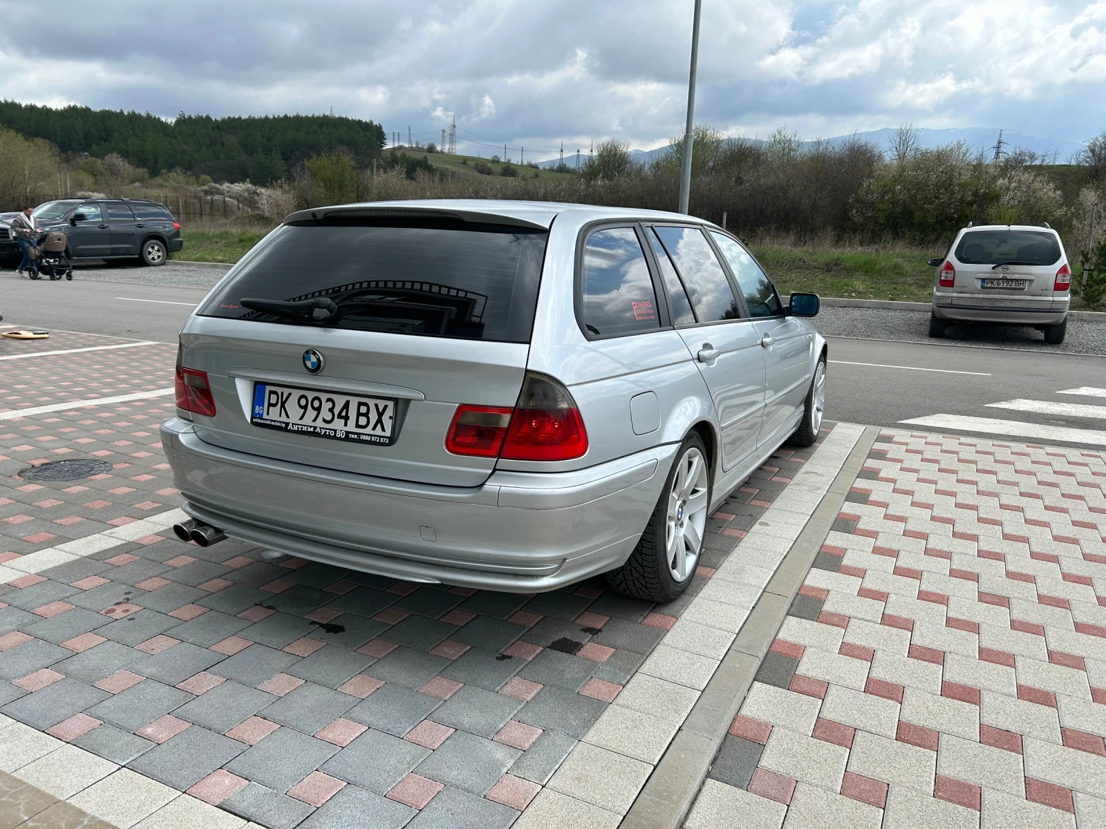 BMW 320 320d - изображение 4