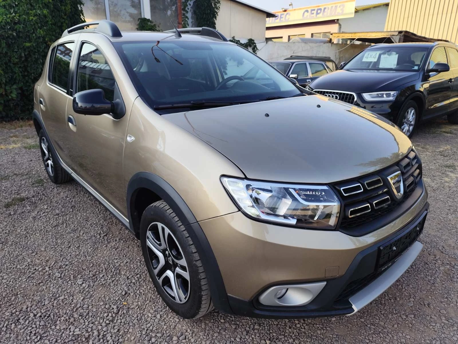 Dacia Sandero Stepway Unl 2, 90кс - изображение 8