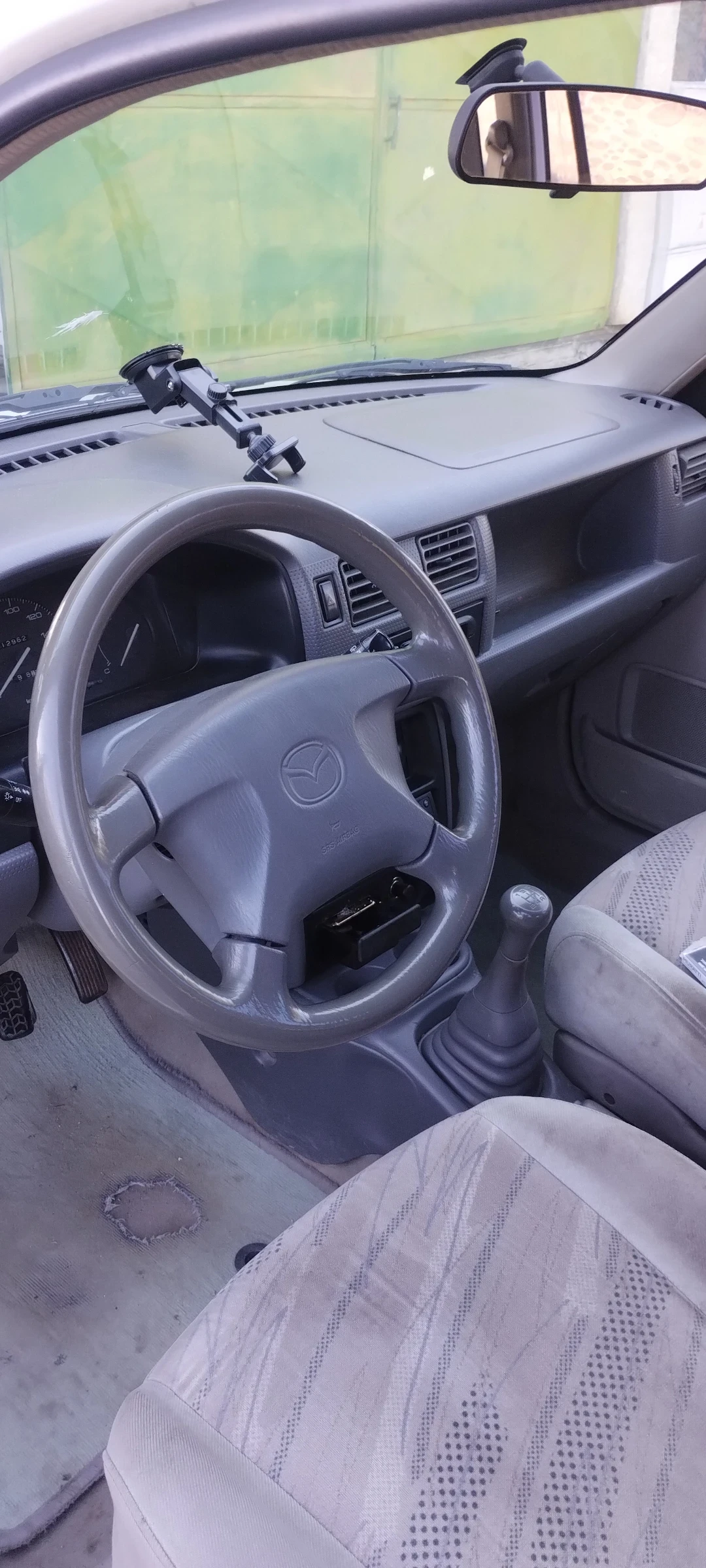Mazda Demio  - изображение 6