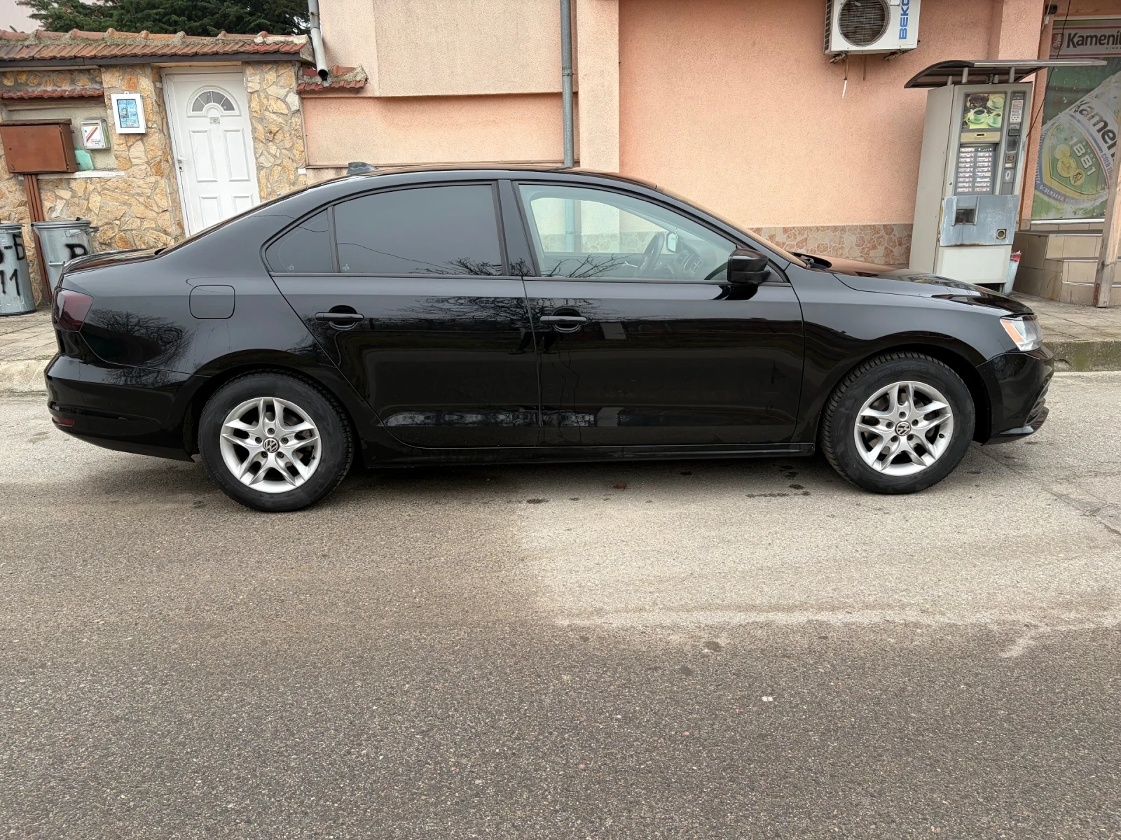 VW Jetta  - изображение 3