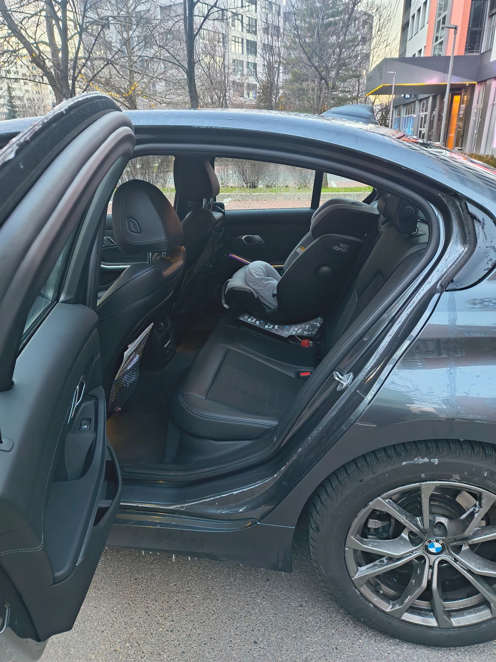 BMW 318 d Sport Line   � �������� | Mobile.bg � ����������� 13