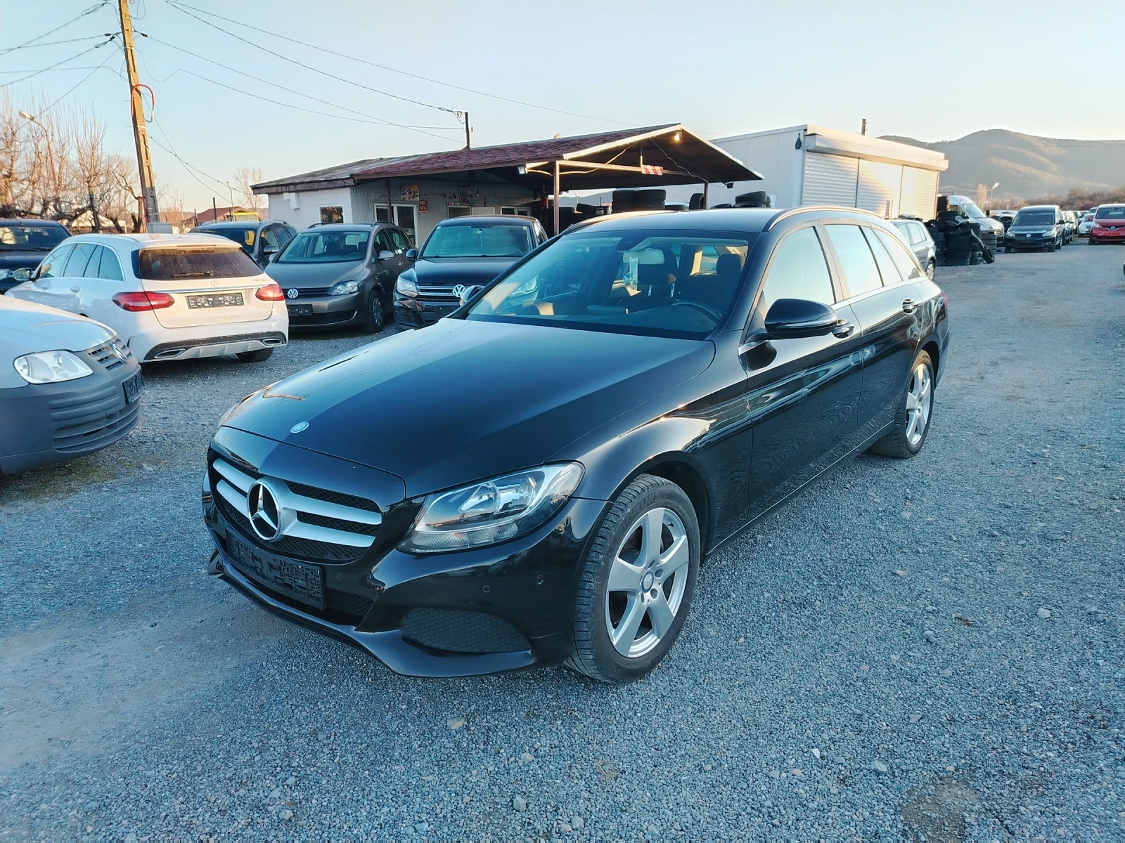 Mercedes-Benz C 180  - изображение 3