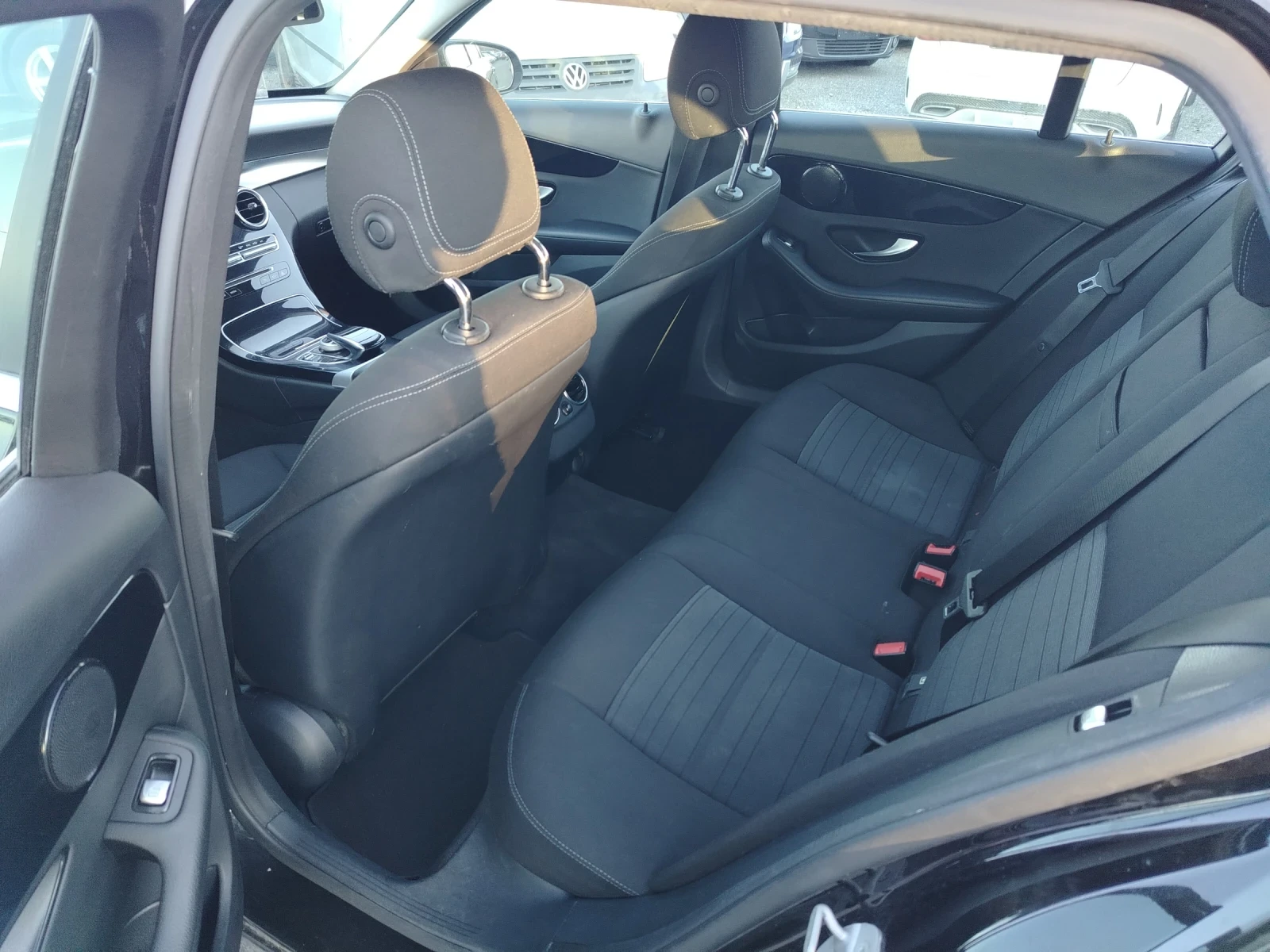 Mercedes-Benz C 180  - изображение 10