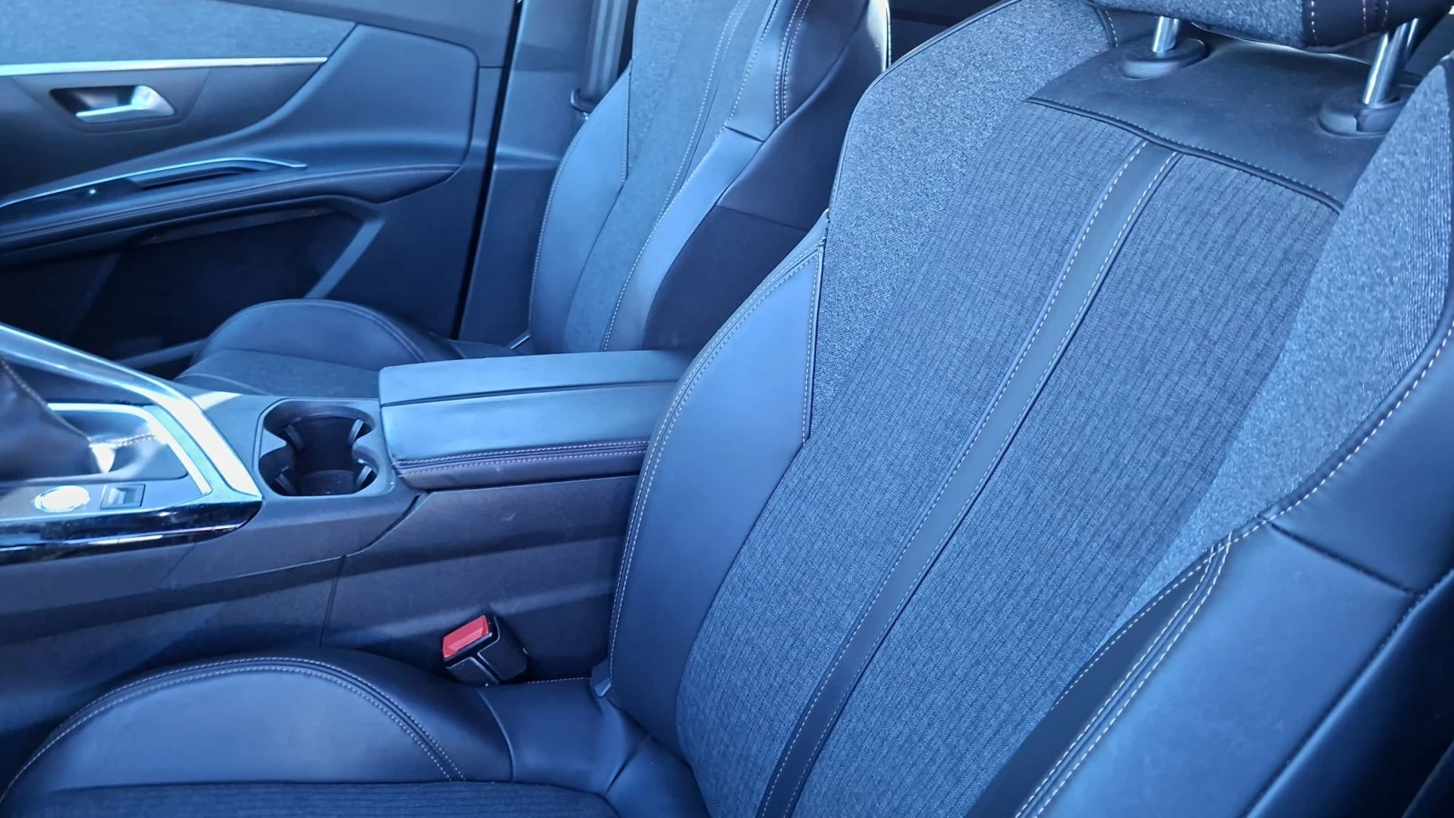 Peugeot 5008 HDi GT-Line, снимка 11 - Автомобили и джипове - 54021316