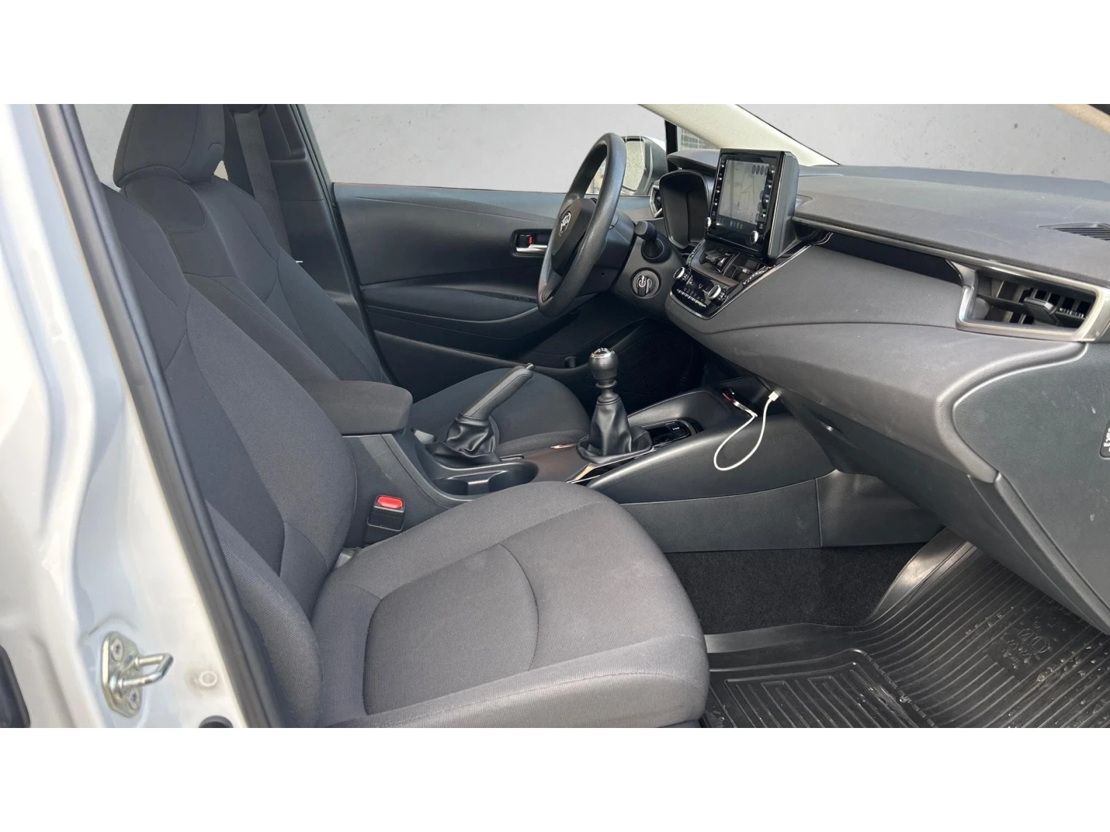 Toyota Corolla 1.5i M/T, ������� ������ �� 255   | Mobile.bg � ����������� 9
