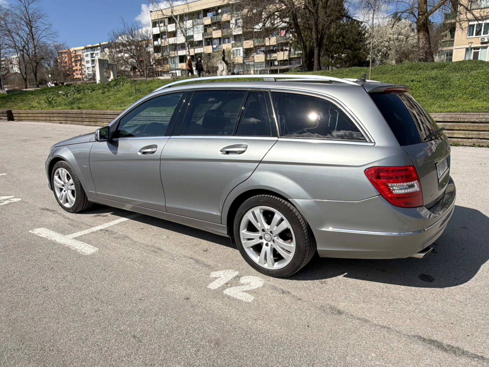 Mercedes-Benz C 350, снимка 4 - Автомобили и джипове - 54101957