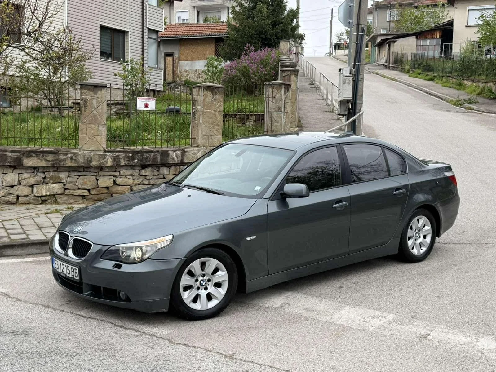 BMW 520, снимка 6 - Автомобили и джипове - 54314045
