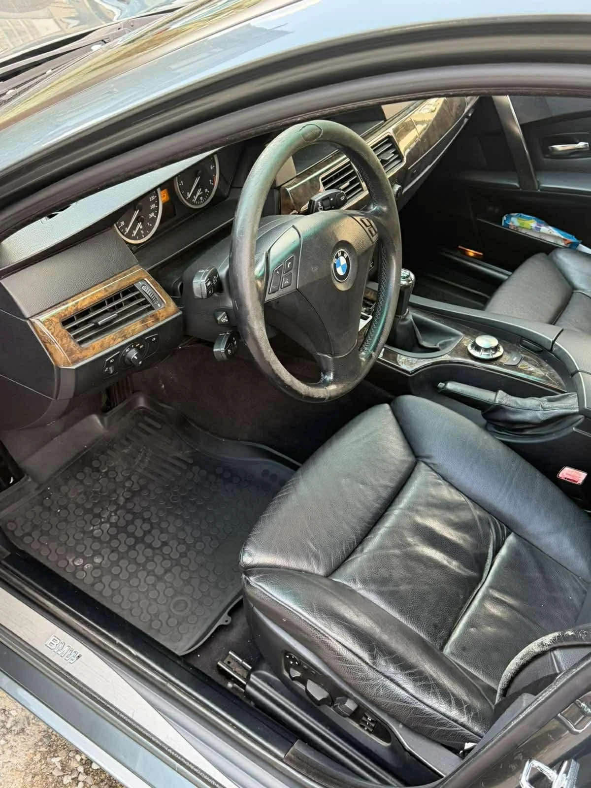 BMW 520, снимка 8 - Автомобили и джипове - 54314045