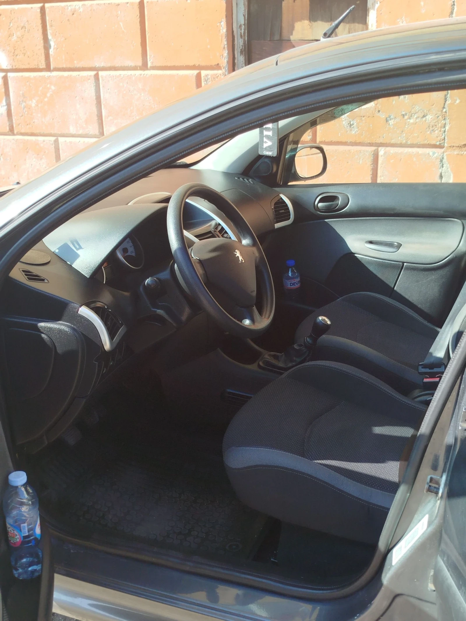 Peugeot 206 Хечбек , снимка 13 - Автомобили и джипове - 54390188