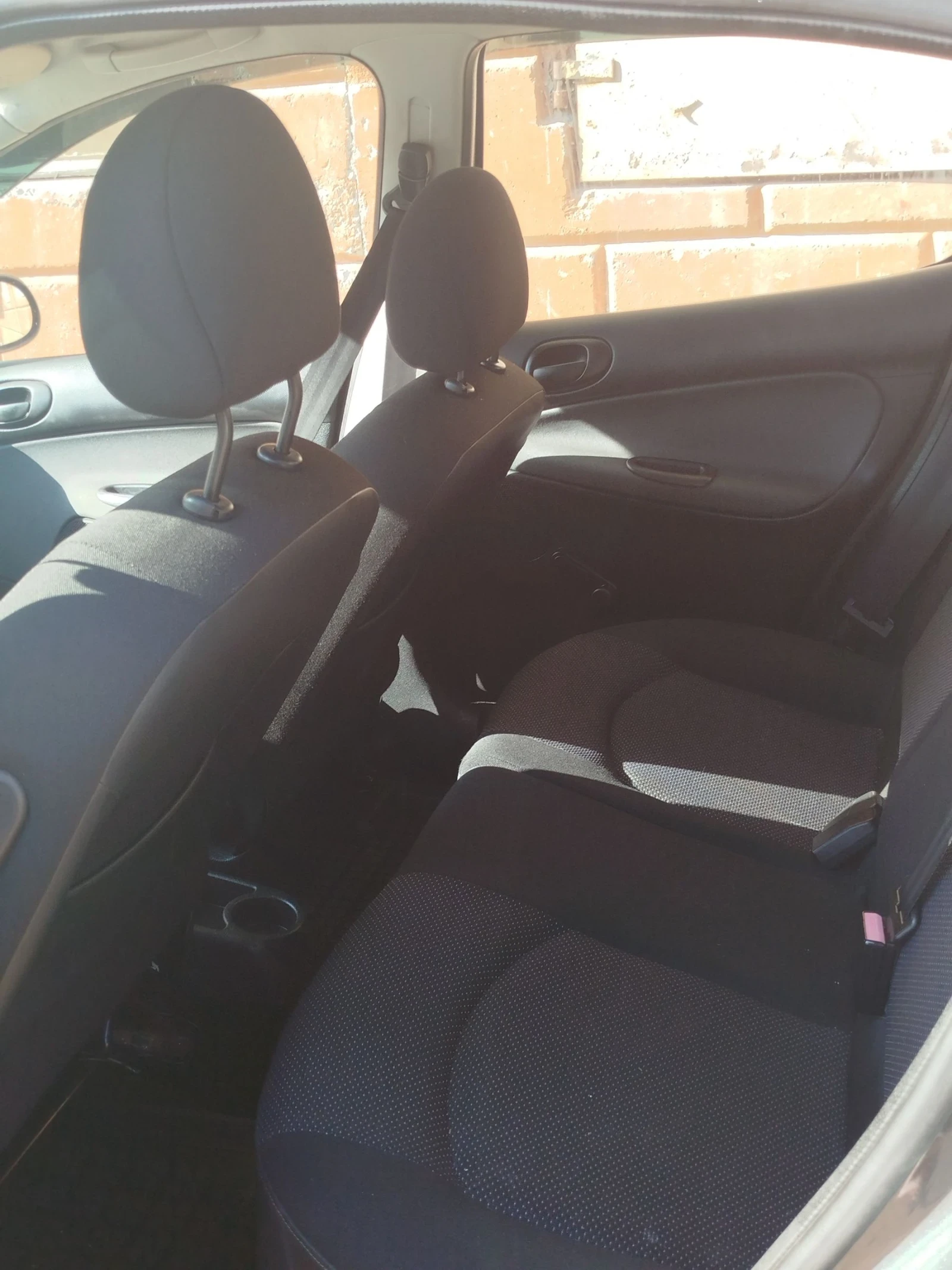 Peugeot 206 Хечбек , снимка 14 - Автомобили и джипове - 54390188